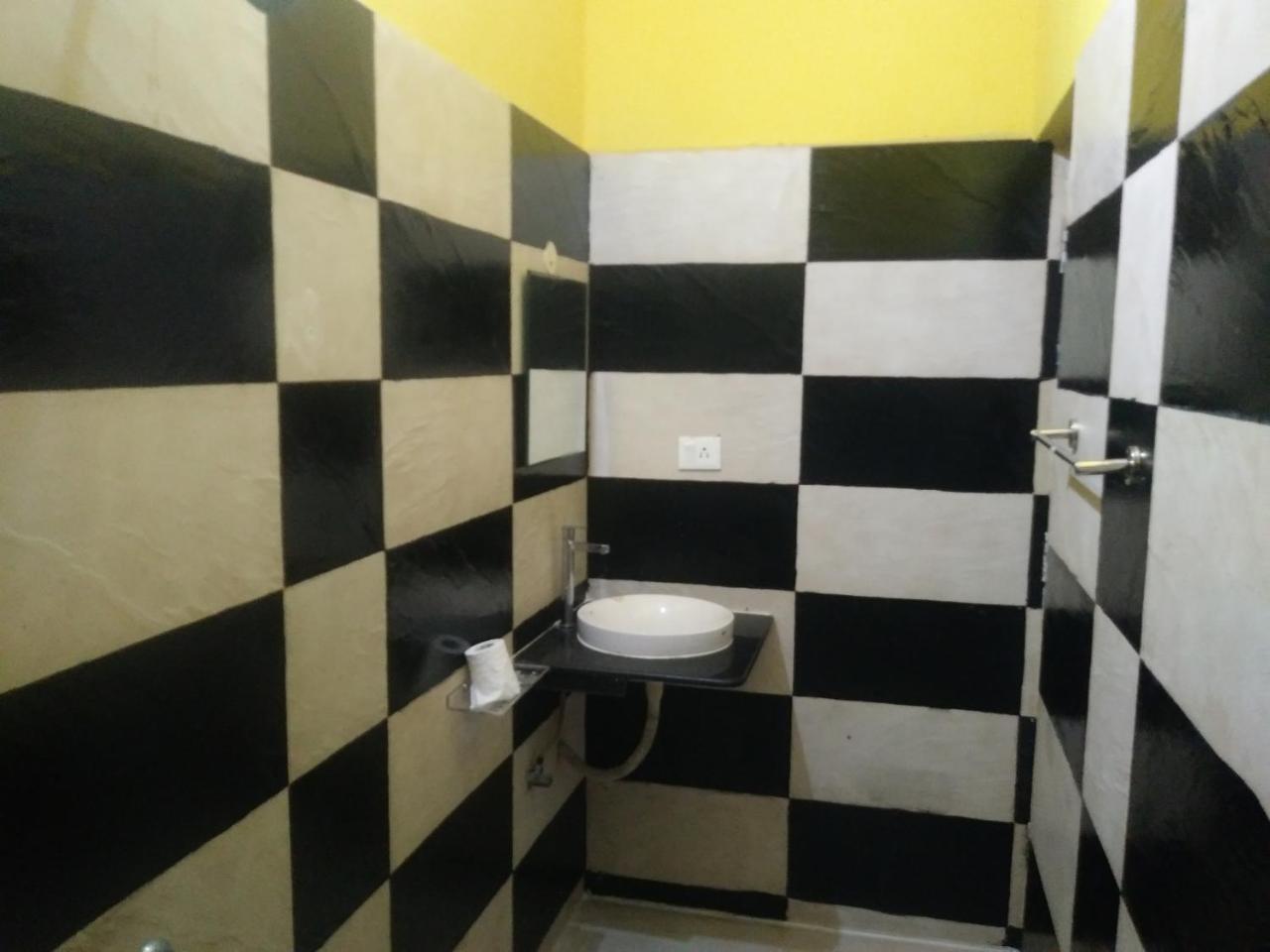 Royale Achaya Bed & Breakfast Chennai