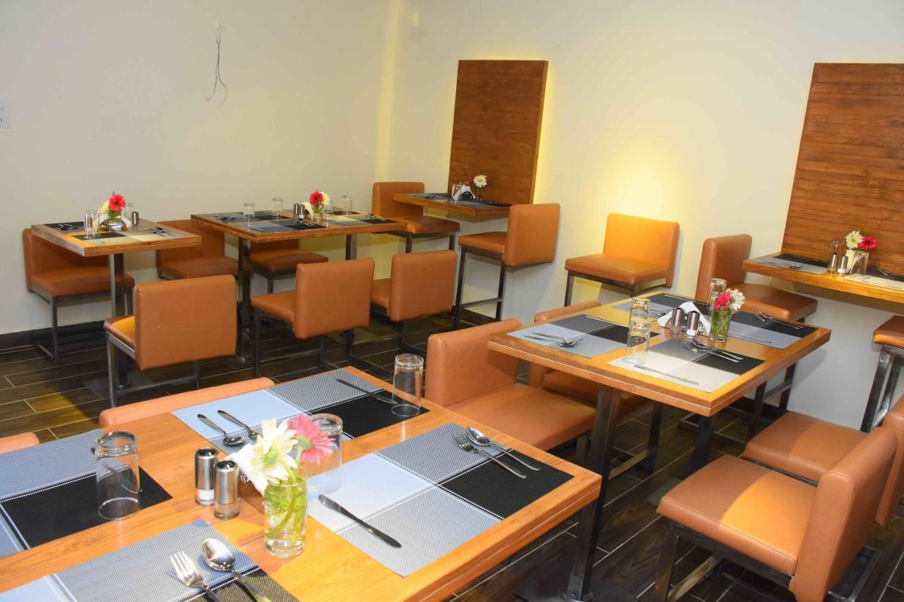 Kek Grand Park Hotel