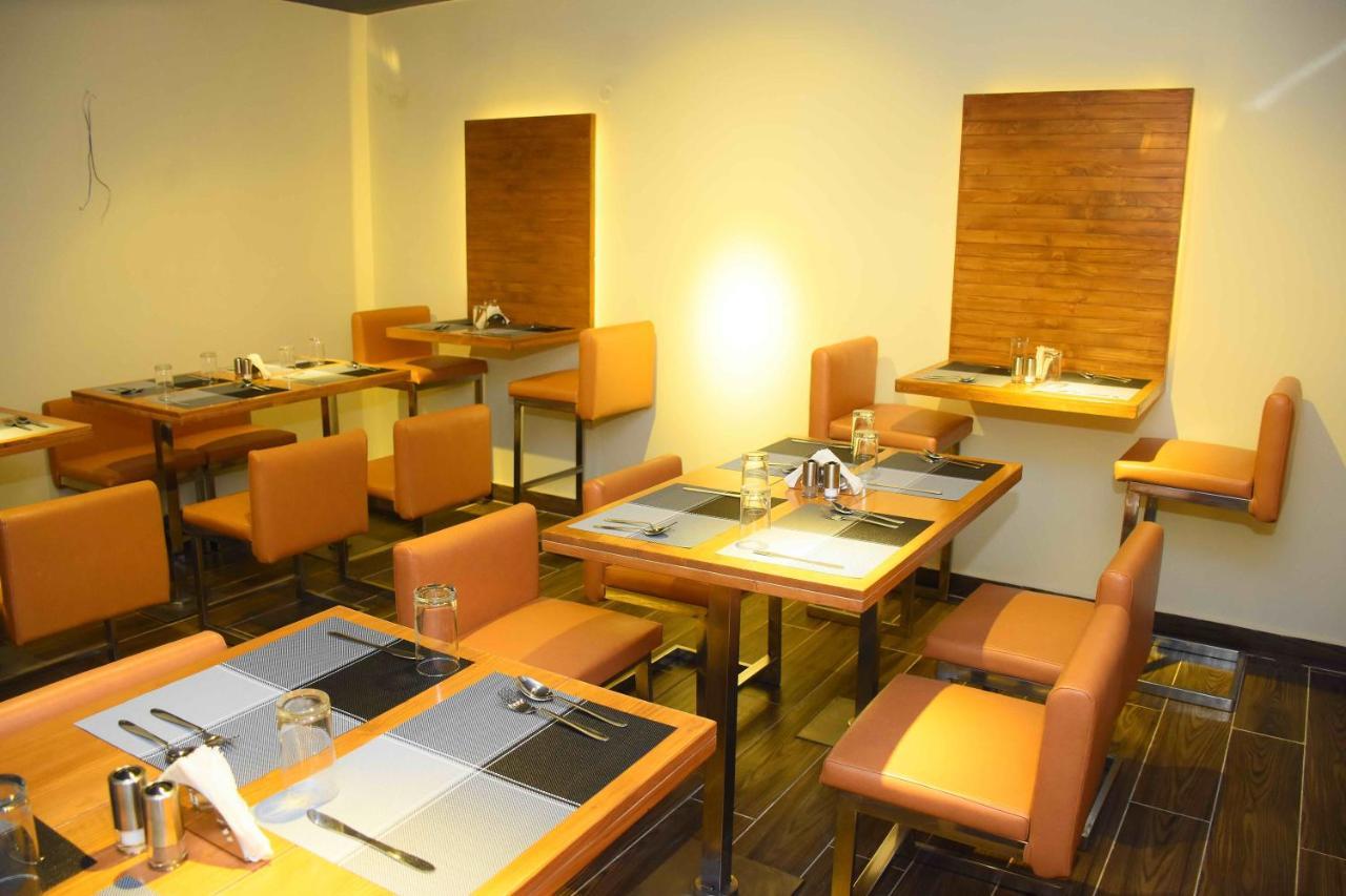 Hotel Kek Grand Park 3*