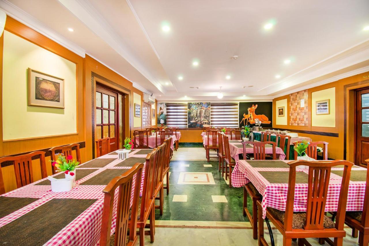 Fabhotel Metro Manor Central Station Hotel