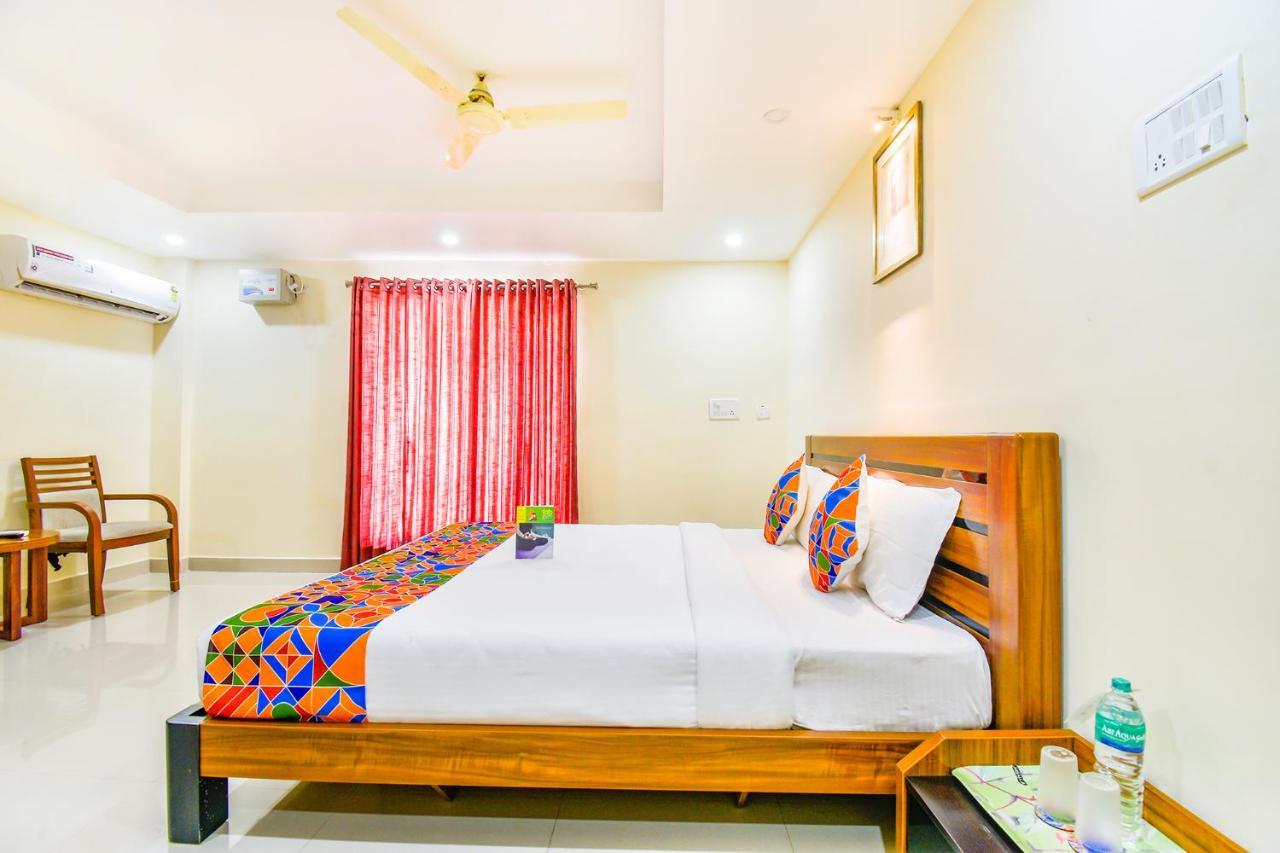 Hotel Fabhotel Sri Krishna Residency Airport