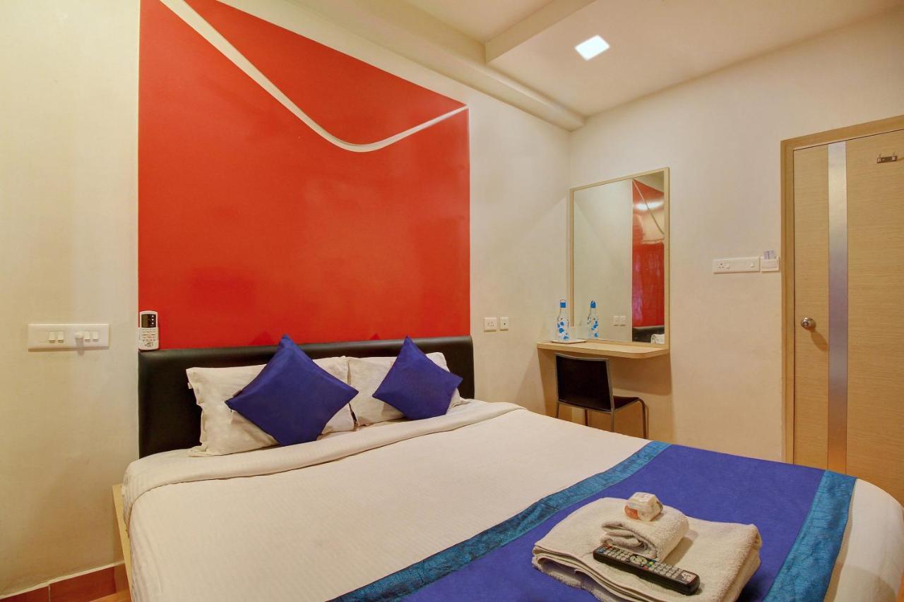 Hotel Oyo 968 Hotel Poigai 3*