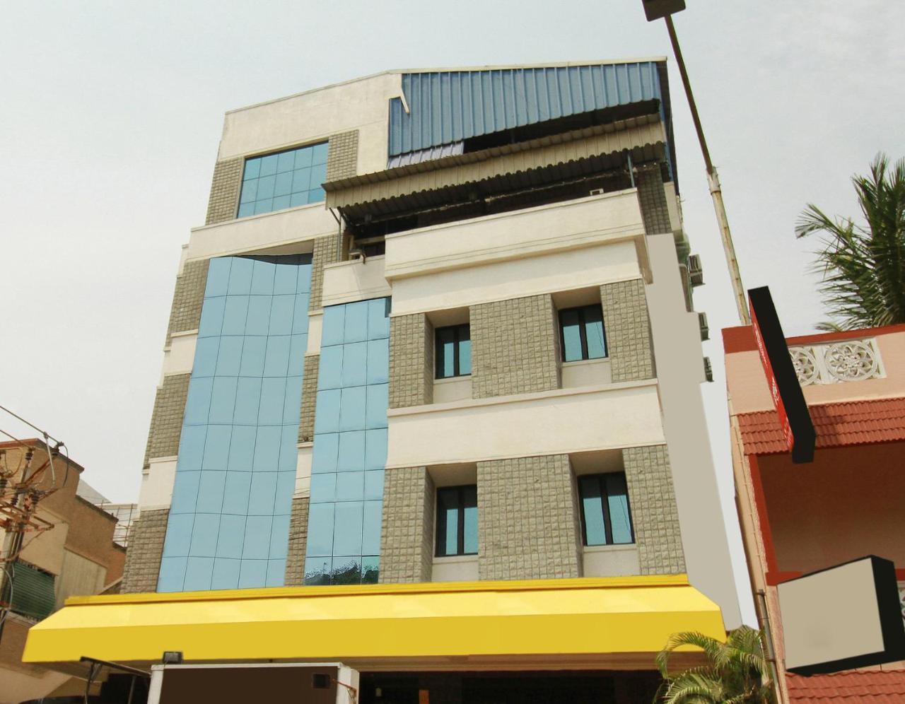 Oyo 968 Hotel Poigai Hotel 3*