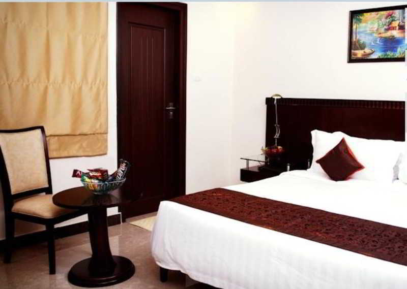 H 3* Chennai