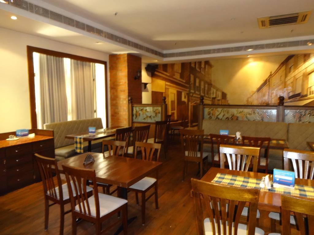 Hotel Regenta Central Deccan Chennai, Royapettah