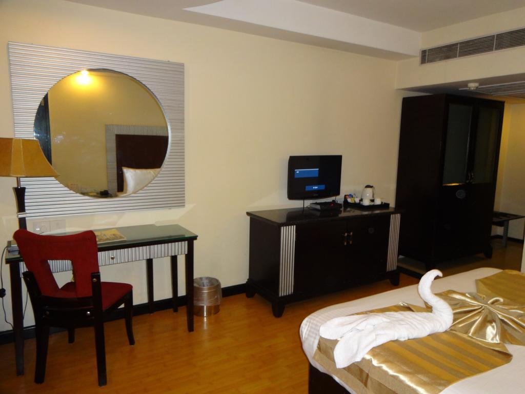 Hotel Regenta Central Deccan Chennai, Royapettah 4*