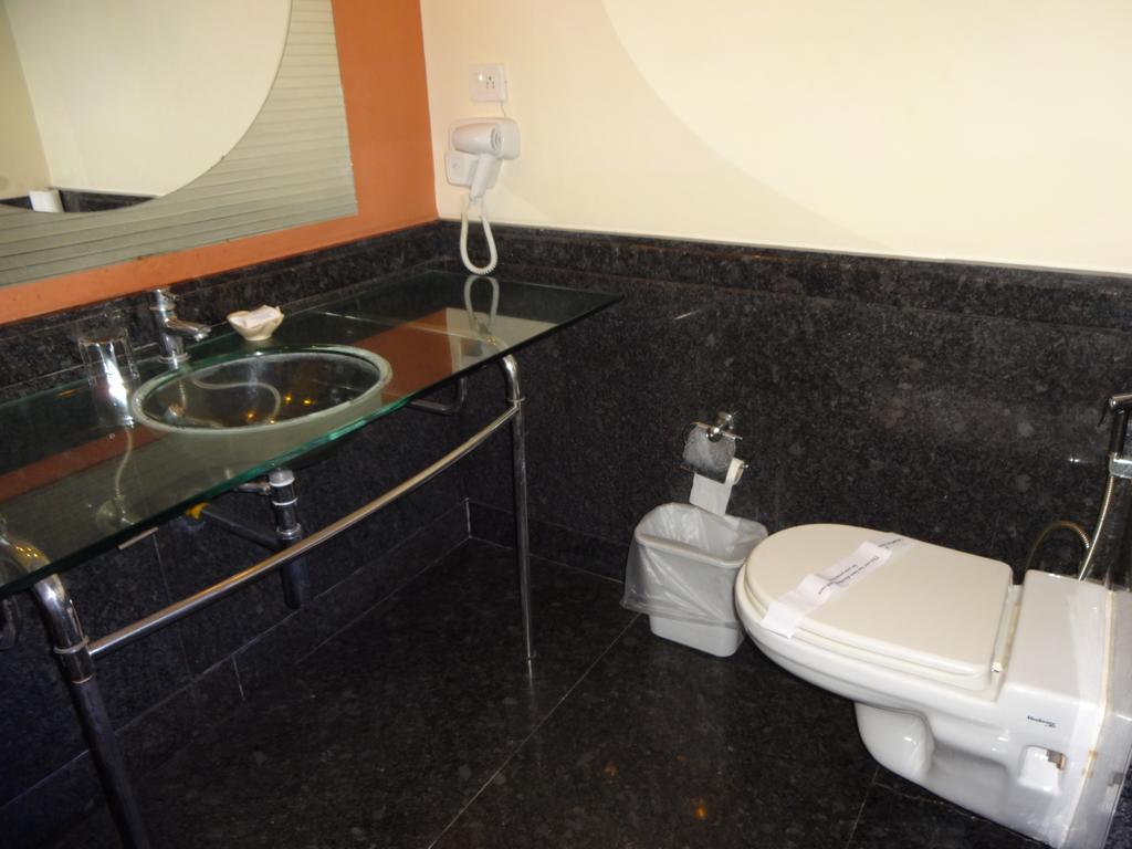 Regenta Central Deccan Chennai, Royapettah Hotel 4*