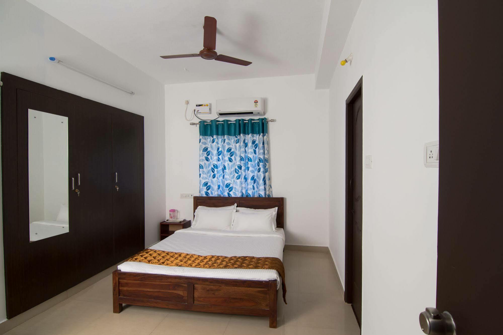 Phoenix Hospitality Services Apartment