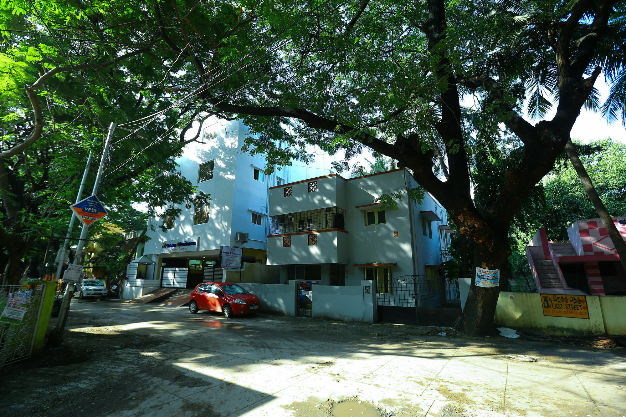 Season 4 Residences: Tech Hub Convenience In Thiruvanmiyur Hotel