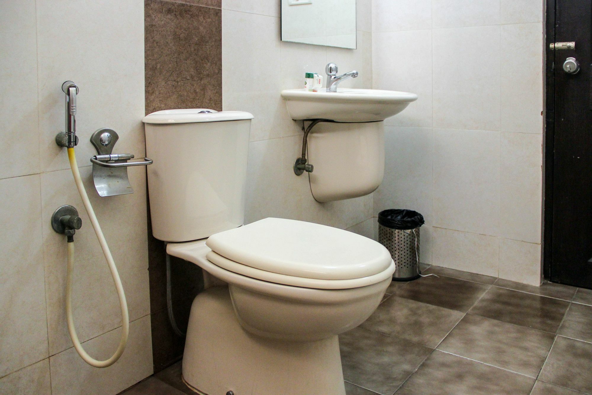 Oyo 5765 Residency T Nagar Chennai