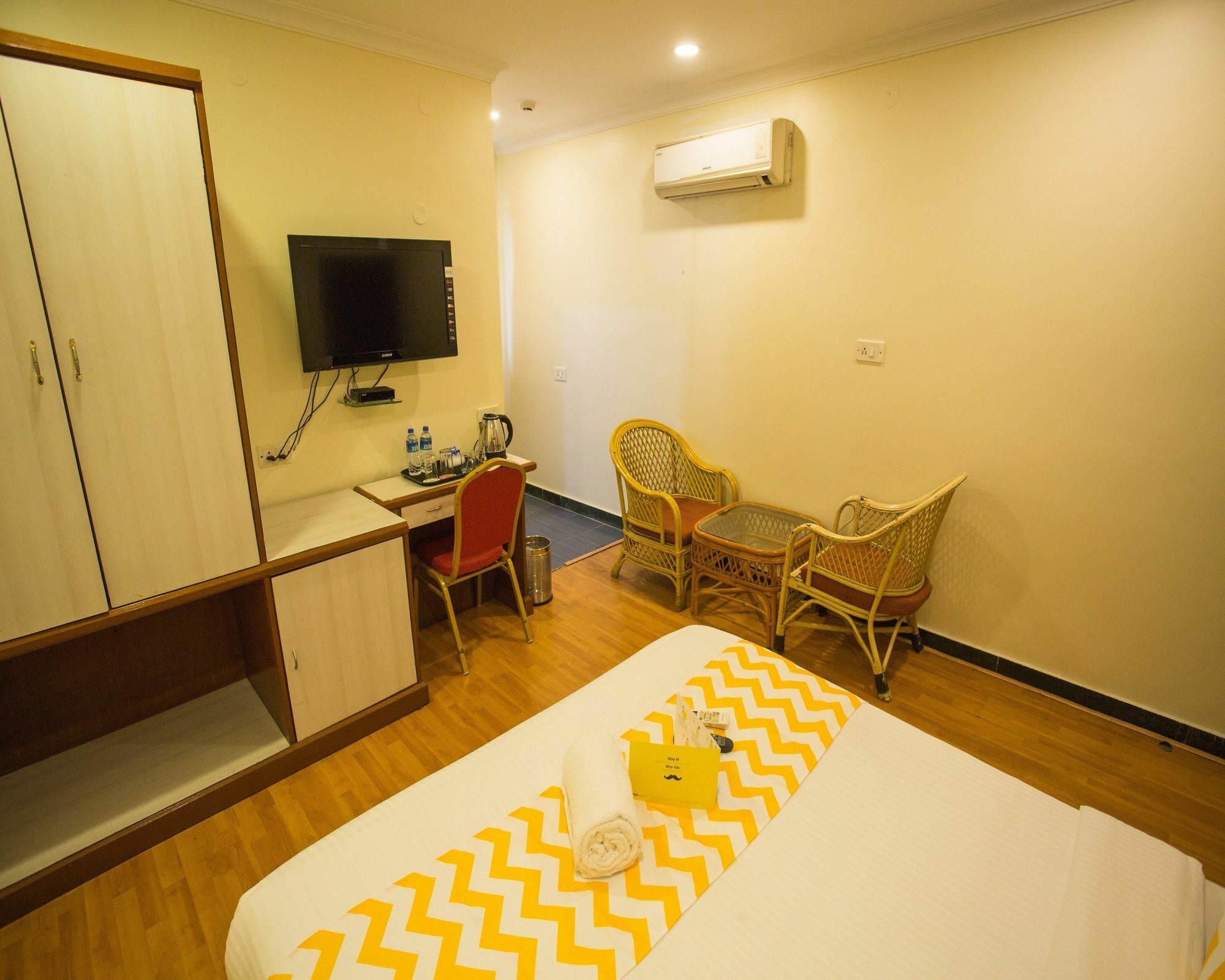 Hotel Fabexpress Black Pearl T Nagar
