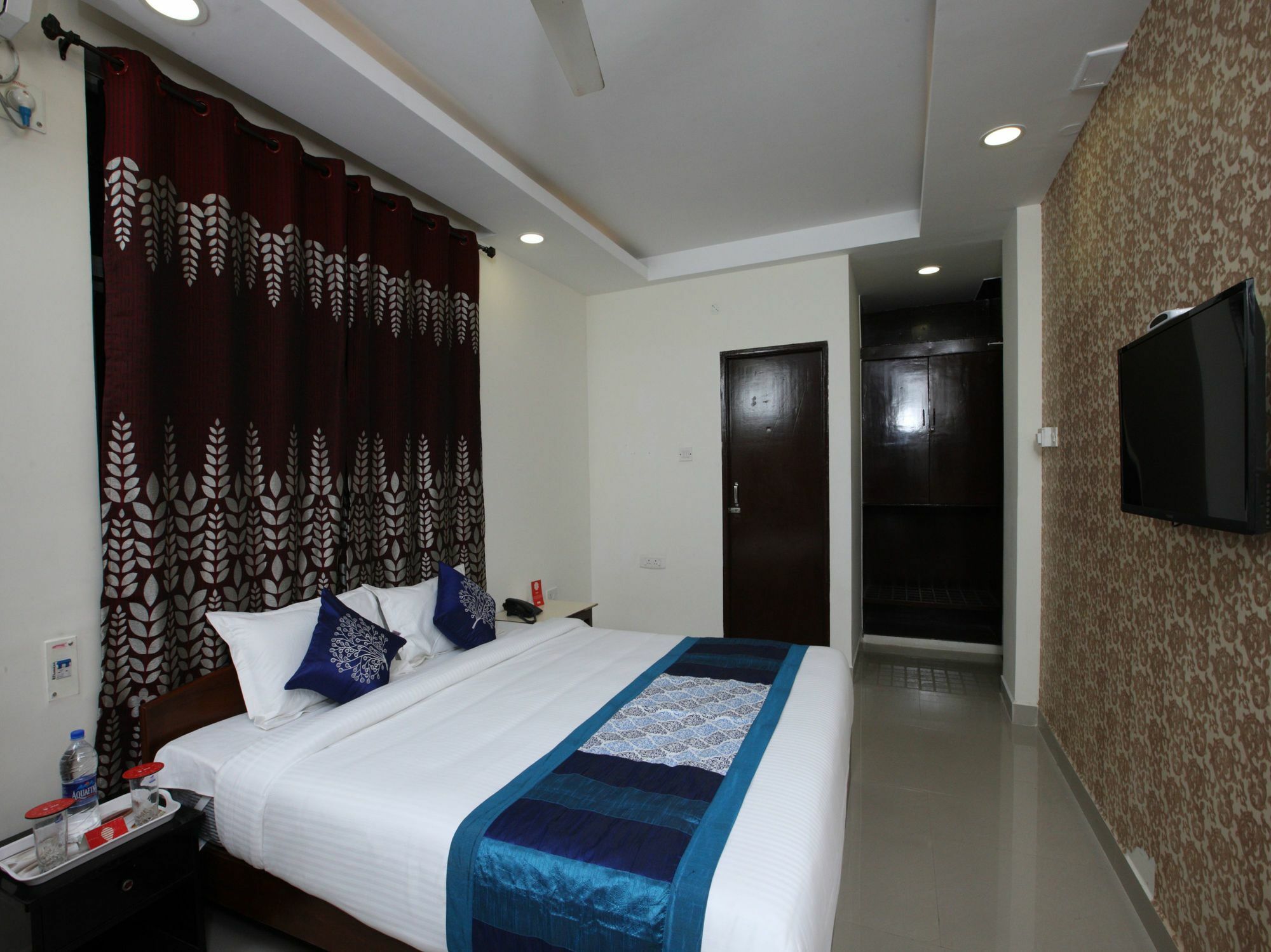 Oyo 14441 Sri Ramani And 3* Chennai