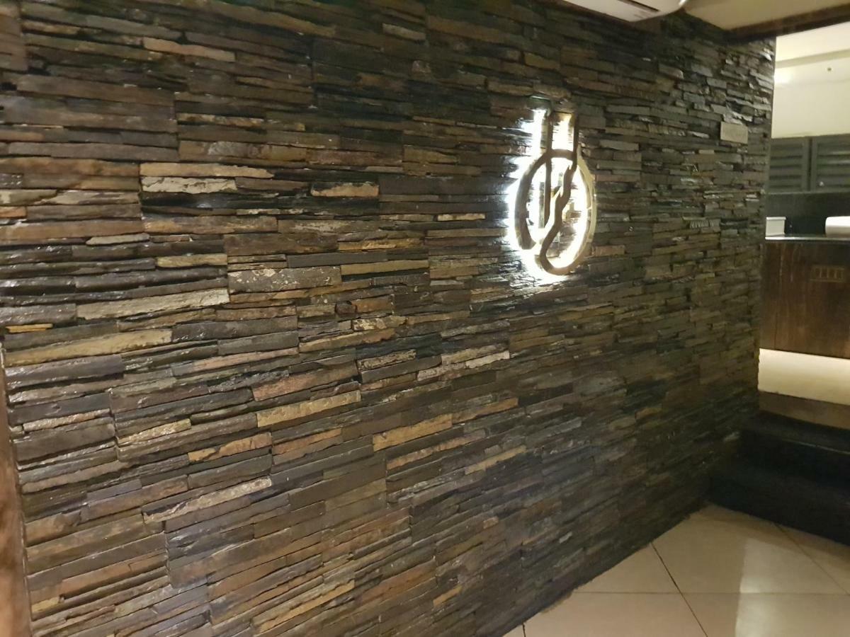 Liza Regency Hotel