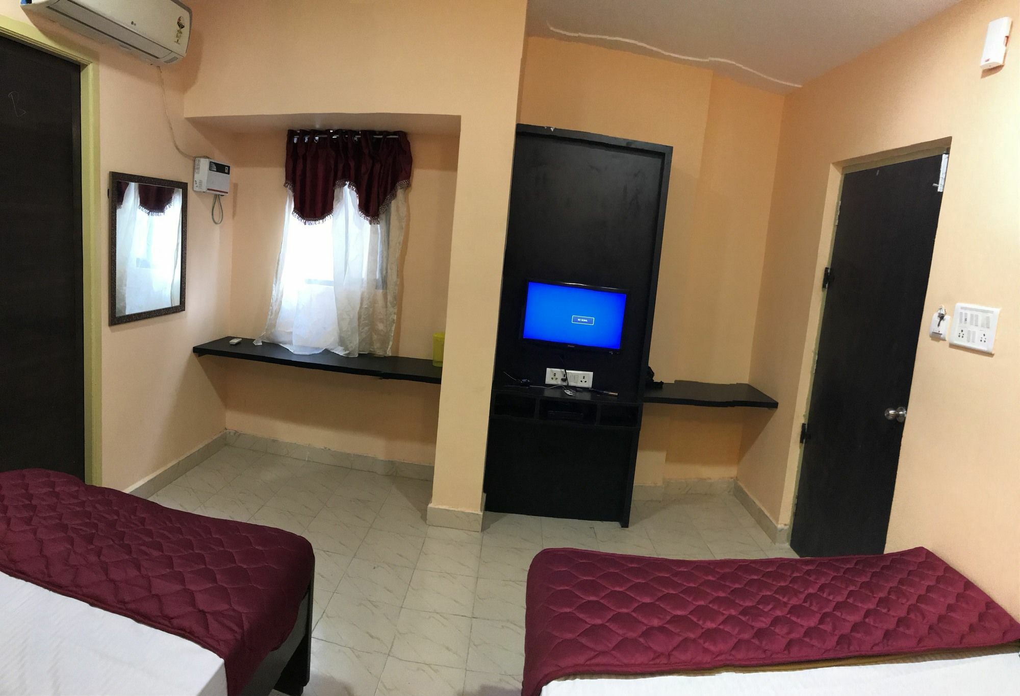 Royal Palace Marina 3*