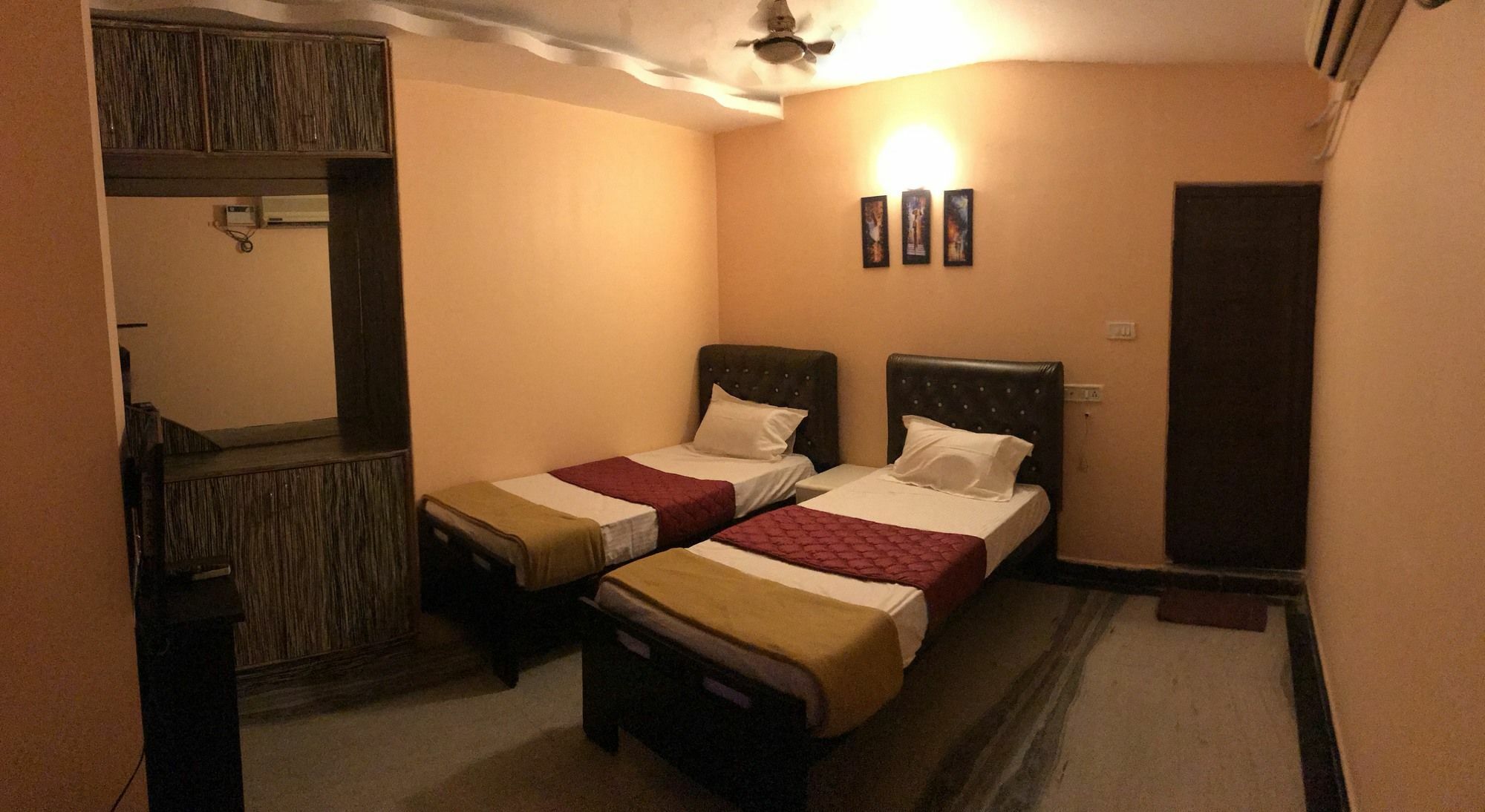 Hotel Royal Palace Marina 3*
