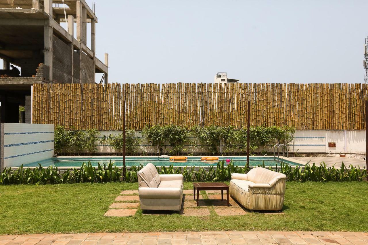 Oyo 42045 Nakshatra Enclave Chennai