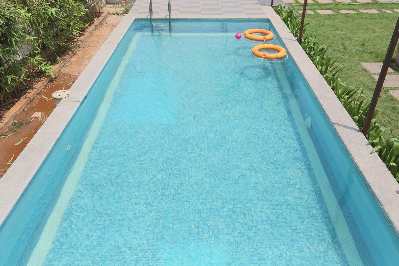 Oyo 42045 Nakshatra Enclave Hotel 3*