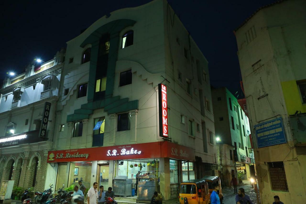 Sr Residency Guest house 3*