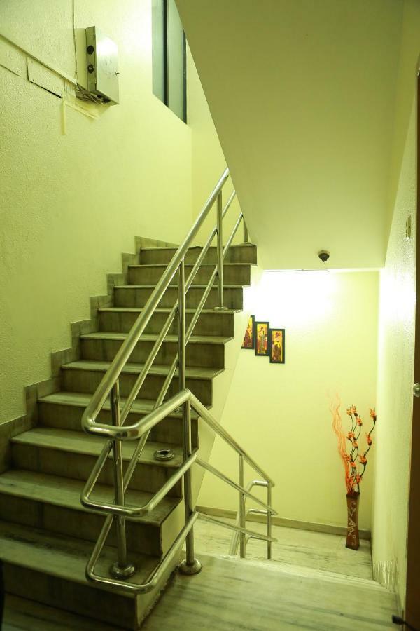 Sr Residency Guest house 3*