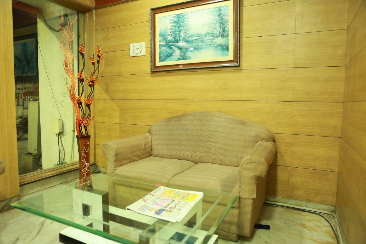 Sr Residency Guest house Chennai