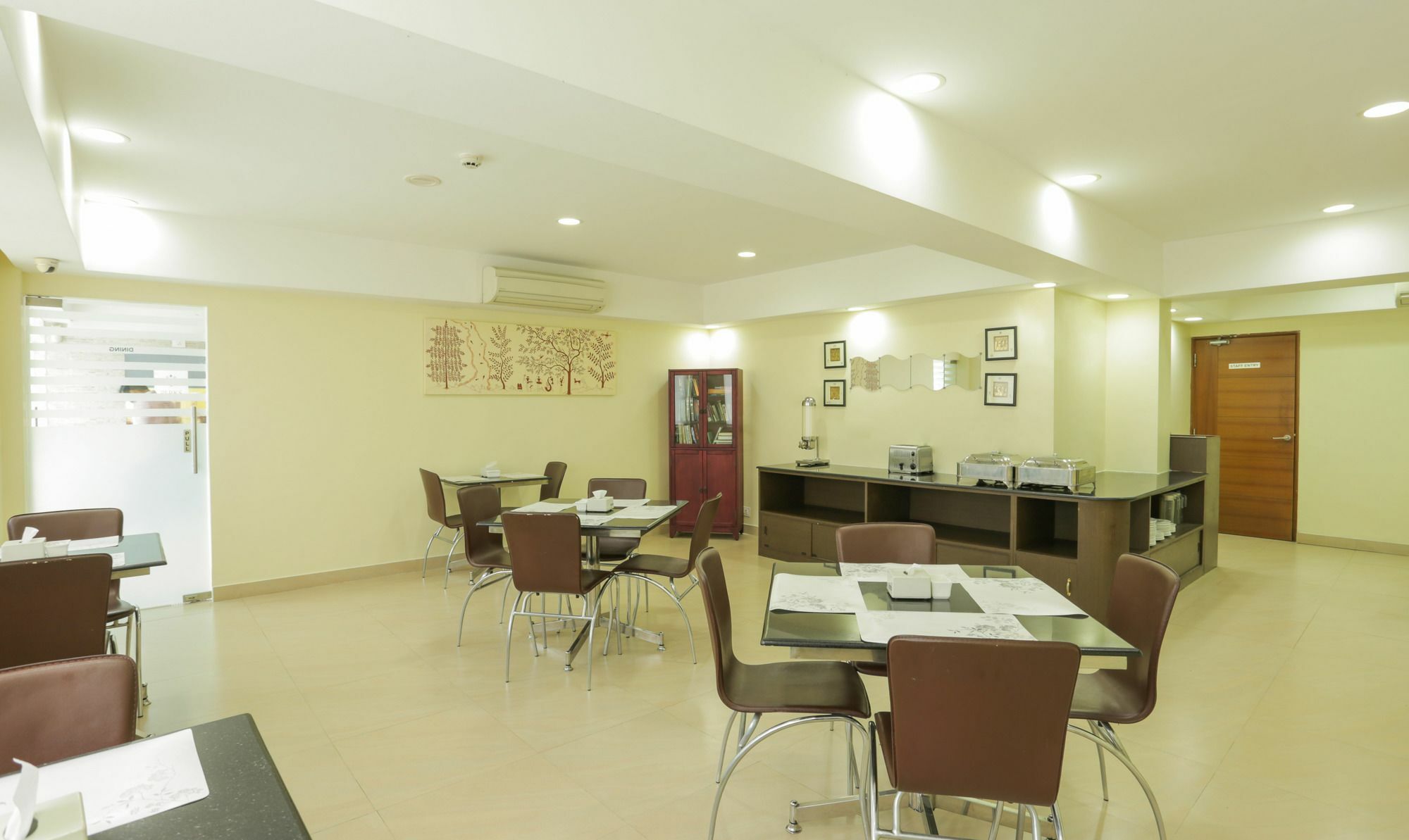 Treebo Vapr Guindy Ekkatuthangal 3*