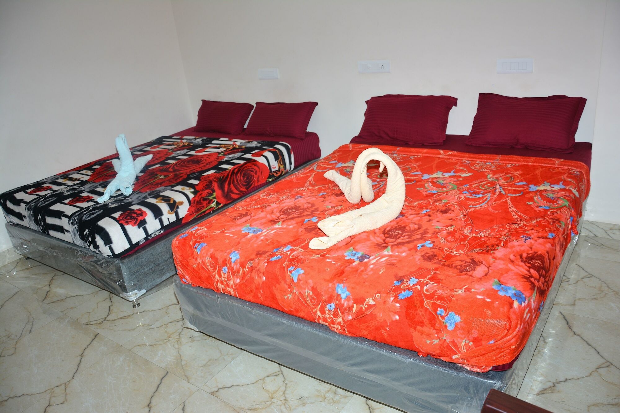 Lodge Krish And Chennai