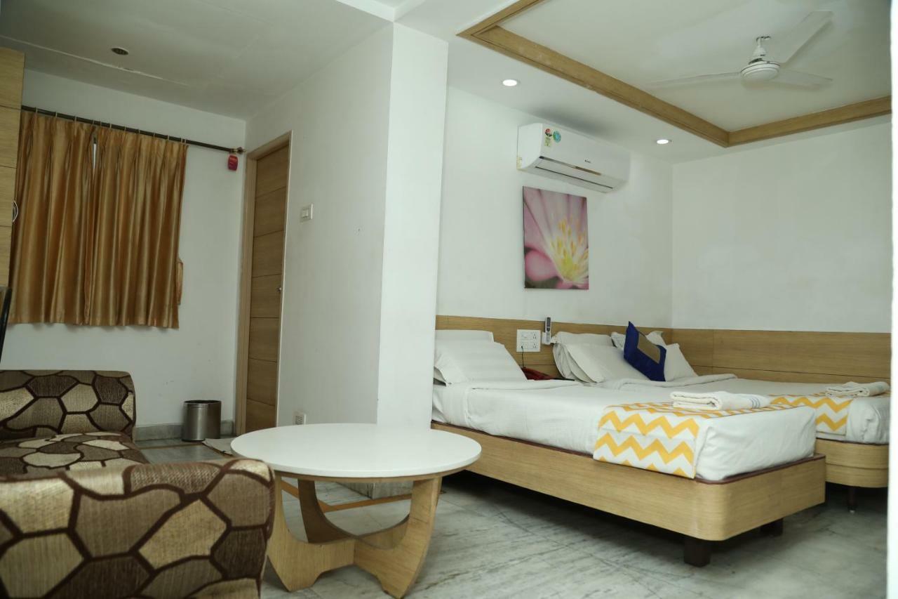 Maple Tree Hotel