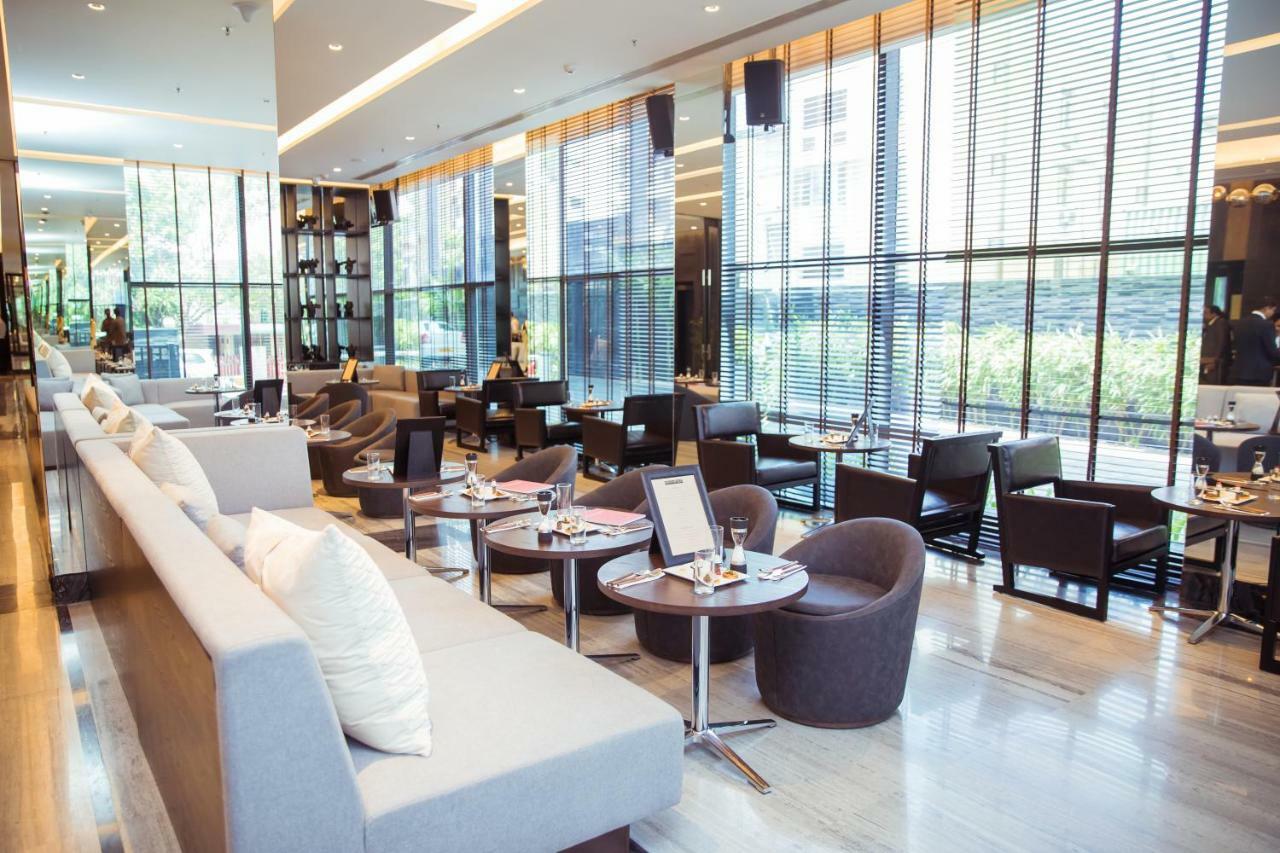 Novotel Chamiers Road 5*