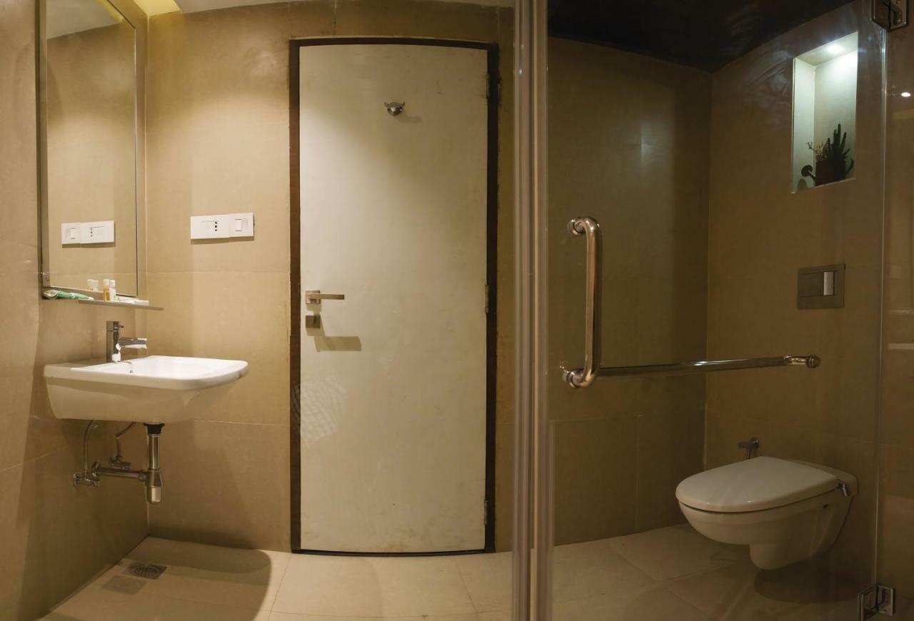 Urvashi Residency 3* Chennai