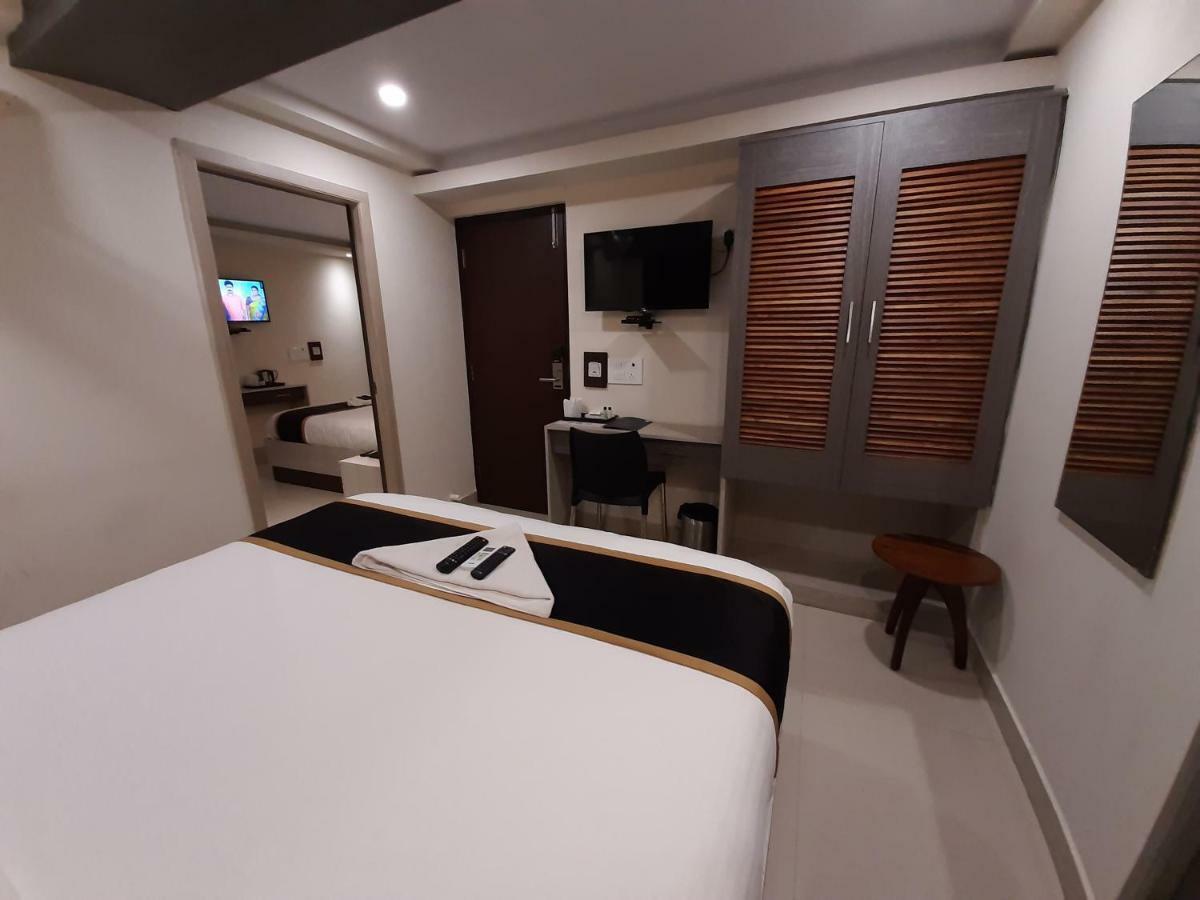 Liza Regency Hotel
