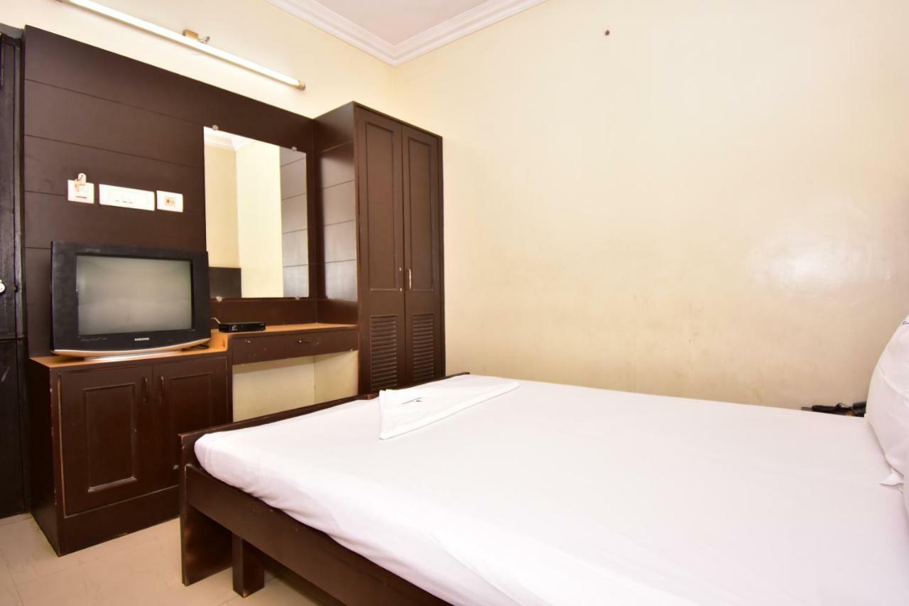 Lodge Samudra Residency *