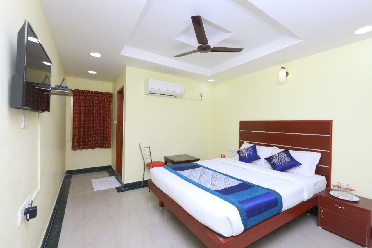 Hotel Sri Sai Nivas