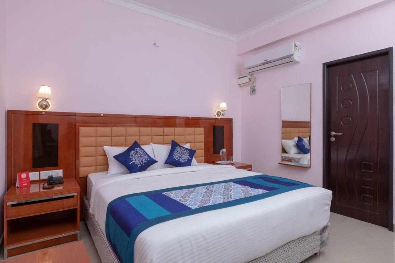 Oyo 17224 Swarnam Residency 3* Chennai