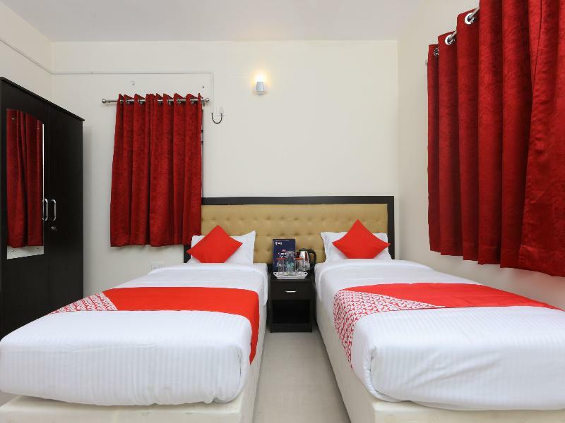 Oyo 13917 Daniel's Silver Oak Serviced Hotel 2*