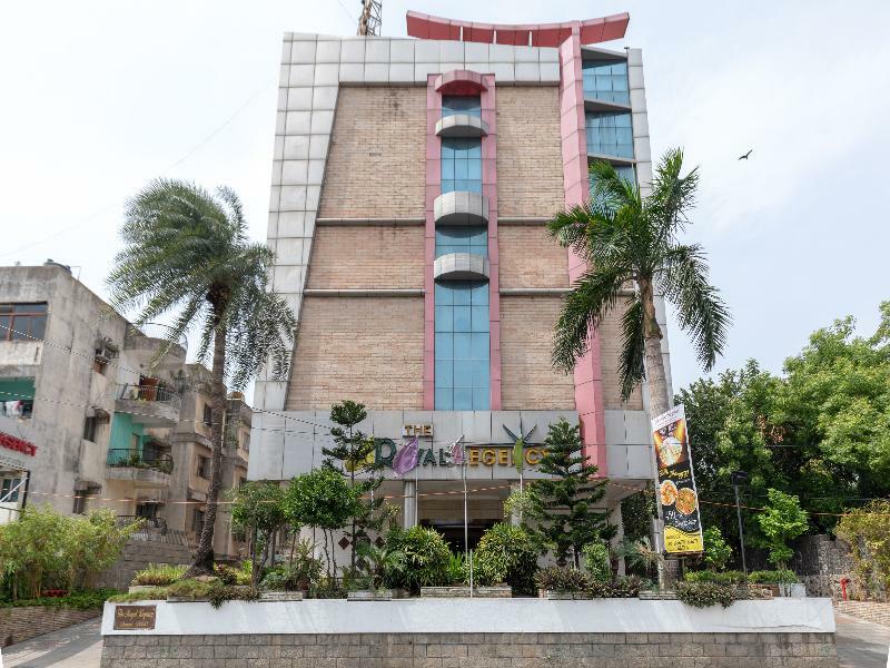 Royal Regency Lifotel By Crossway 3* Chennai