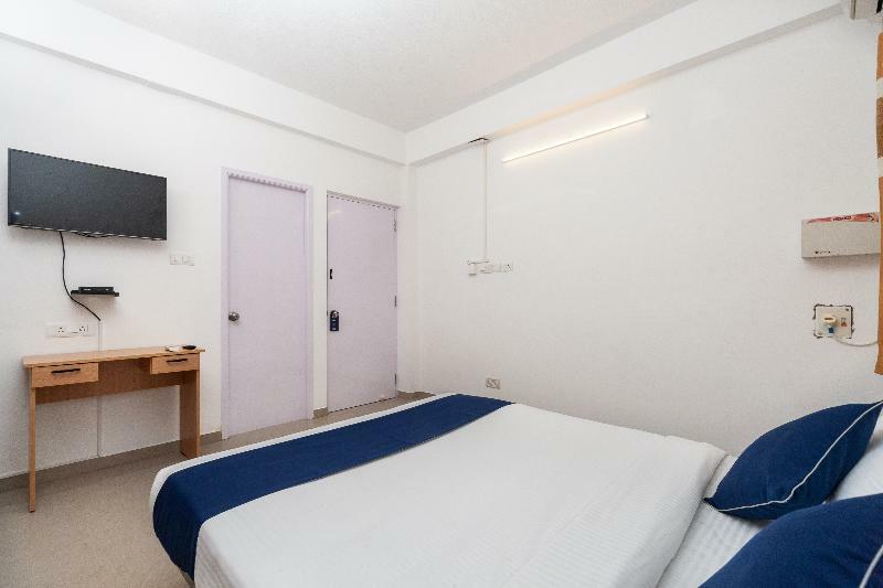 Silverkey Executive Stays 26881 Srm University Hotel 3*