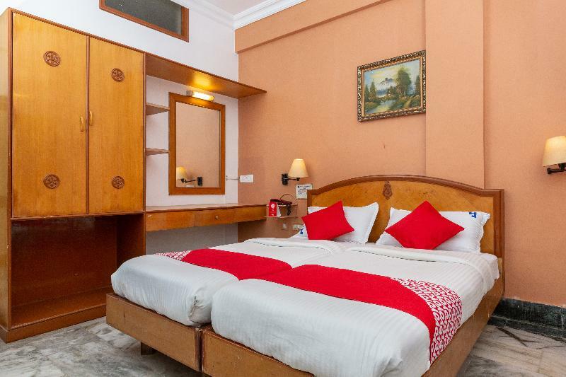 Hotel Oyo 5377 Raaj Bhaavan