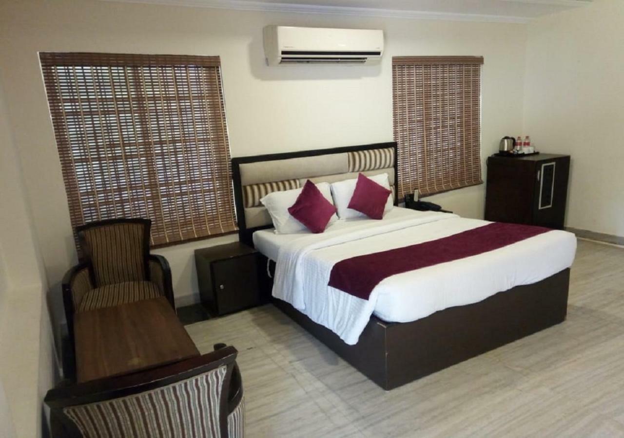 Resort Mermaid & Banquets 3*