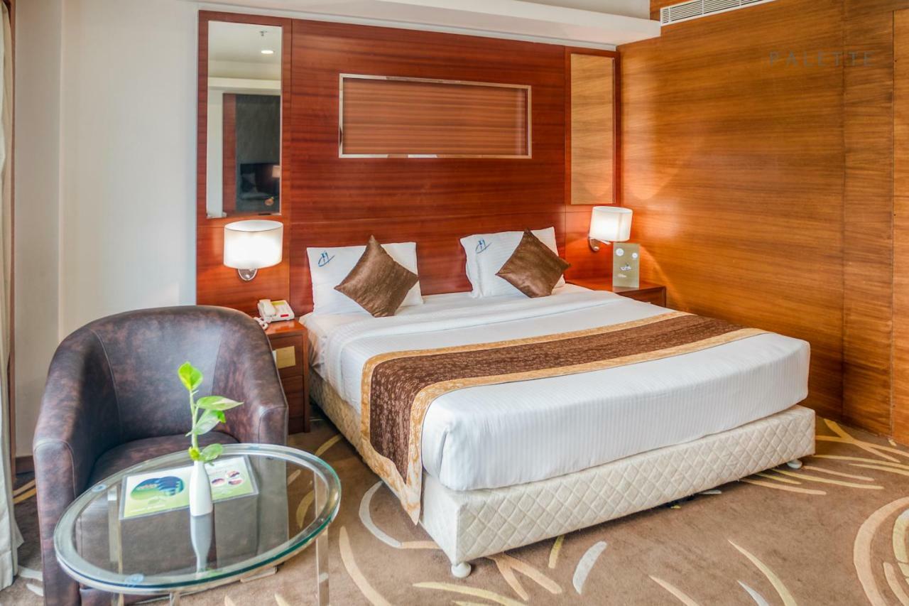 Le Palace 3*
