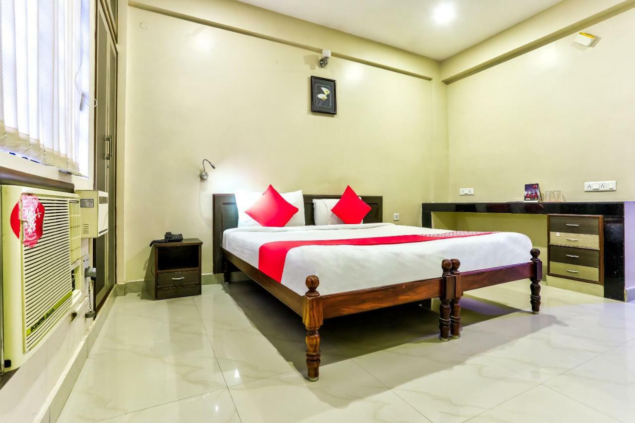 Oyo 8062 Raj Residency Chrompet *
