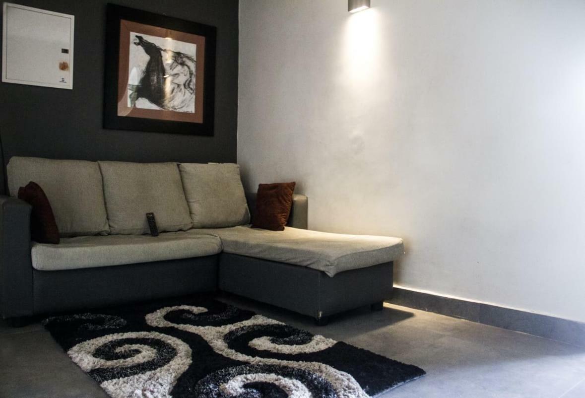 Apartment Avvai Ramanathan *