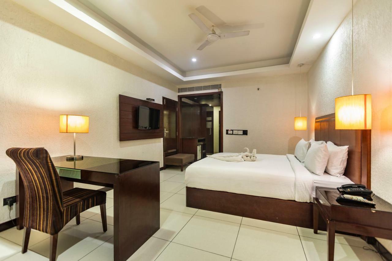 The Bentley Seaside Boutique Hotel Chennai
