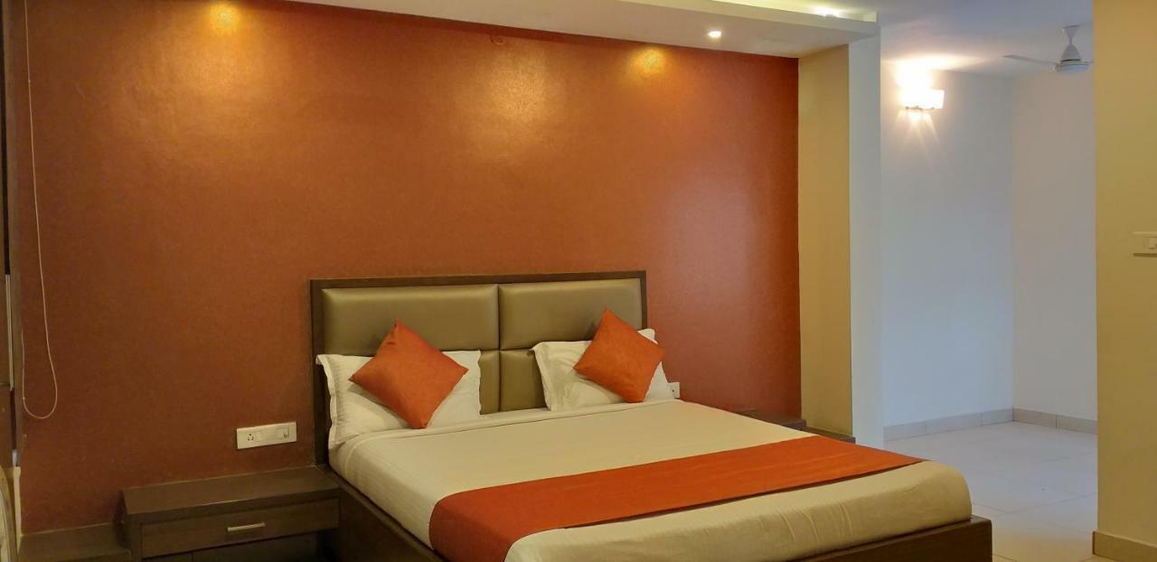 Hotel Raj Residency Near Us Consulate