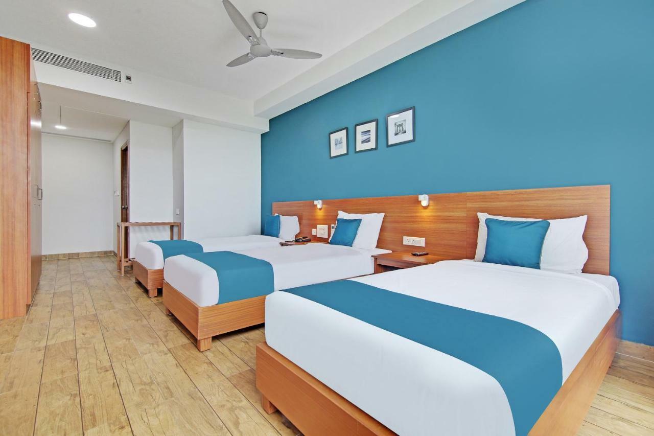 Oyo Silverkey D Square Omr Hotel
