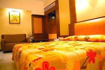 Hotel Fabhotel Prime Deluxe