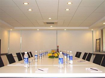 Smart Haven Corporate & Residences 3* Chennai