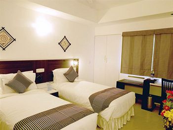 Smart Haven Corporate & Residences Hotel 3*