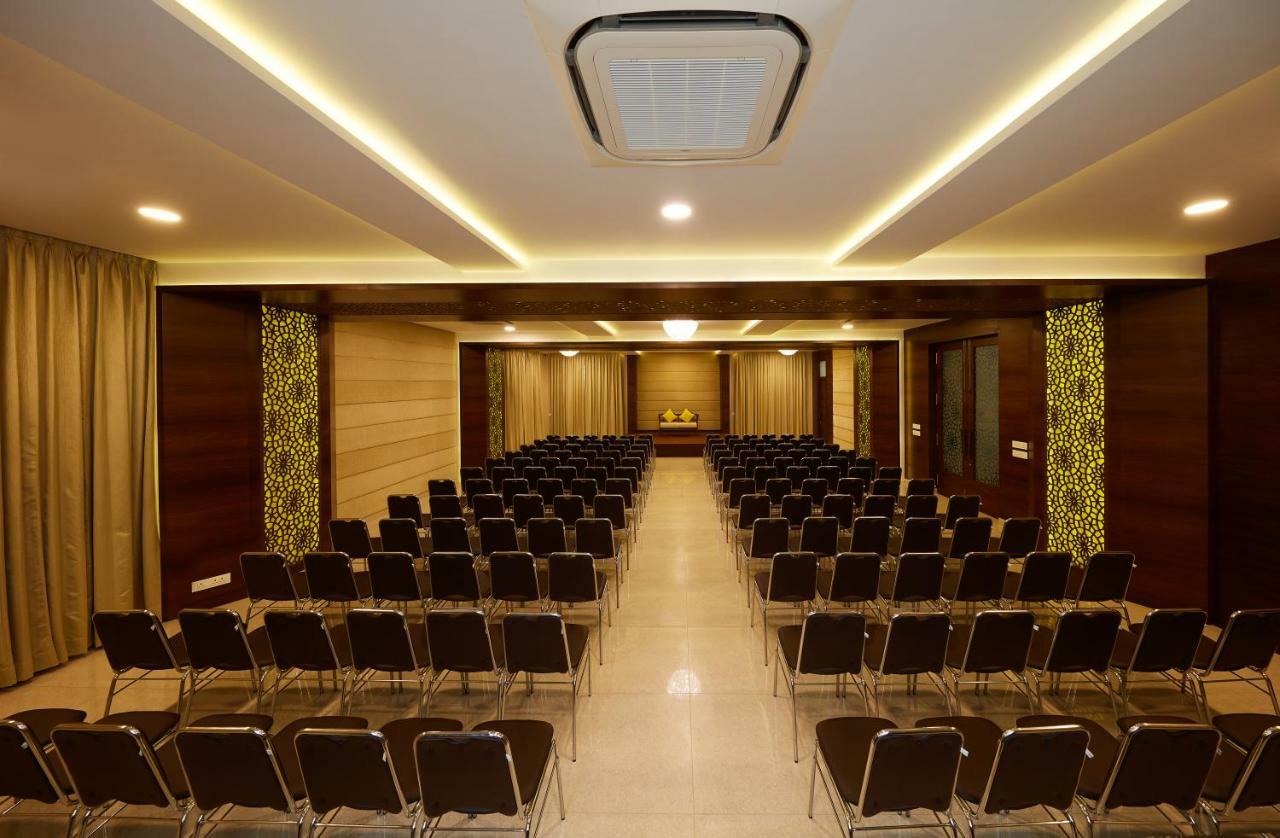 Kamar Residences And Banquets