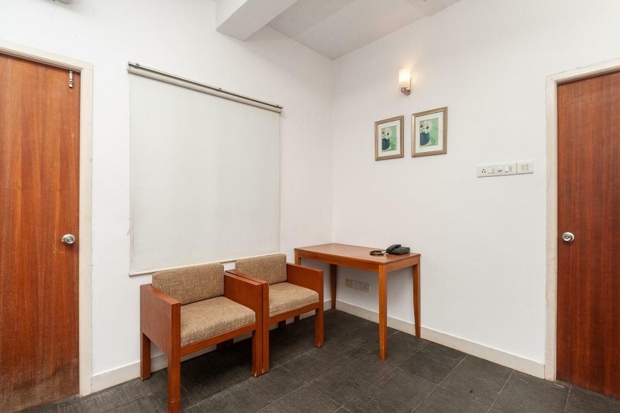 Capital O 35927 Comfort Suites Hotel Chennai