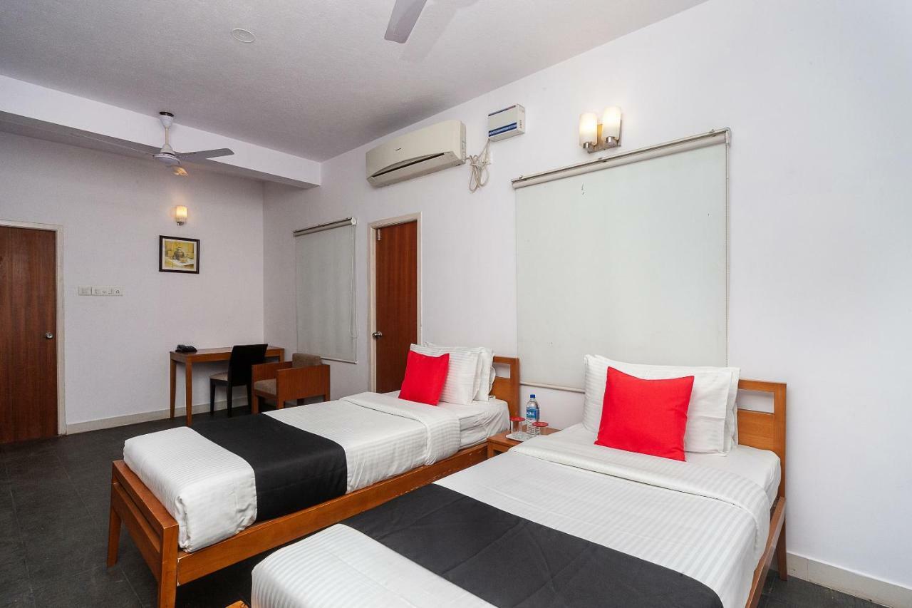 Capital O 35927 Comfort Suites Hotel Chennai